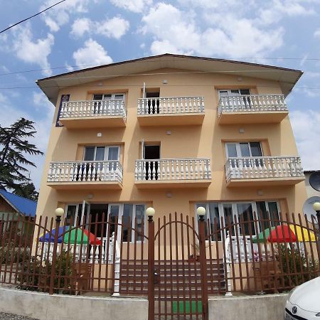 Timgiz Hotel Ureki Exterior foto